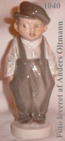 Ole, - H. 19 cm. - 2800.-