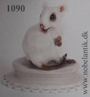 Dansemus - H. 7,5 cm. - 1200.-