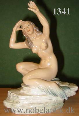Havfrue. H. 25 cm.  kr 5800.-